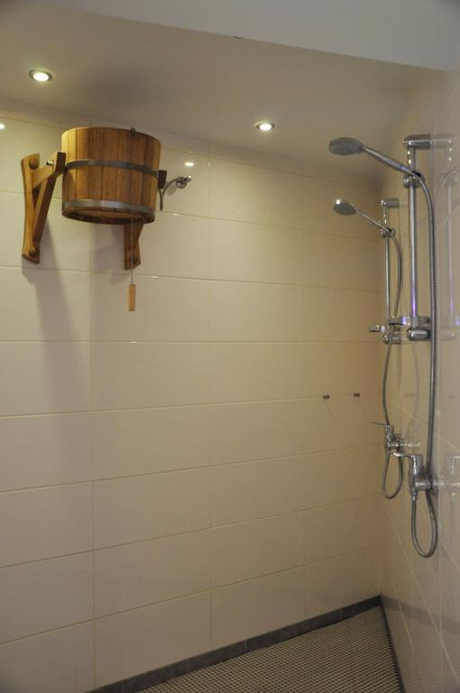 Bomb Shelter Apartment VNO Szoba fotó